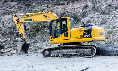 Аренда гусеничного экскаватора Komatsu PC200-8