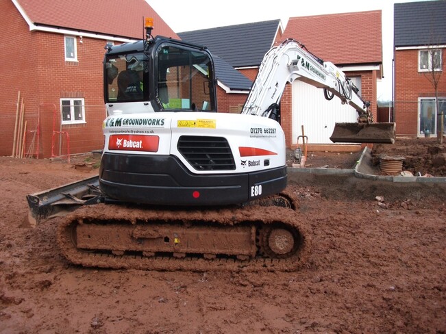 Аренда гусеничного экскаватора Bobcat E80