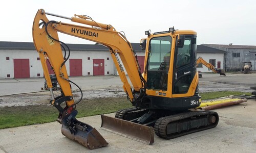 Аренда мини-экскаватора Hyundai R35Z-9